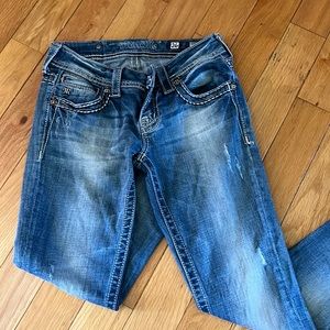 Miss Me Cropped Jeans